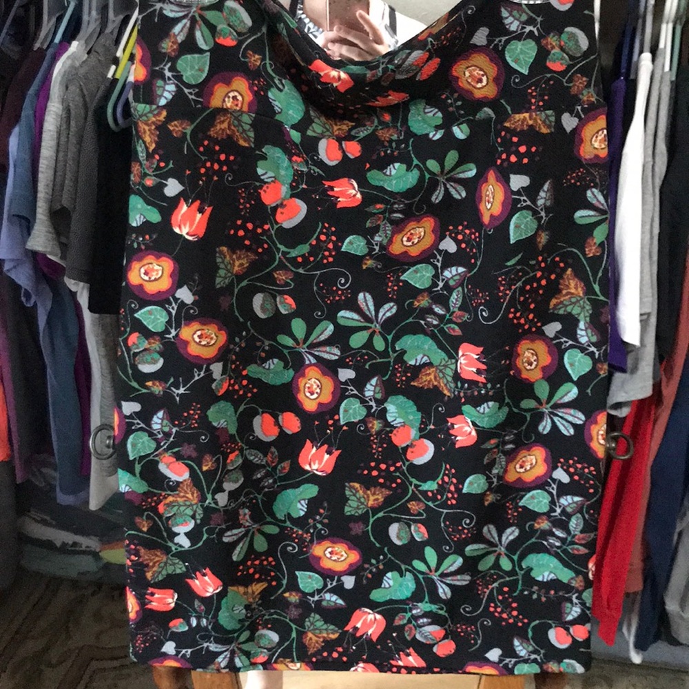 Lularoe L Cassie Skirt